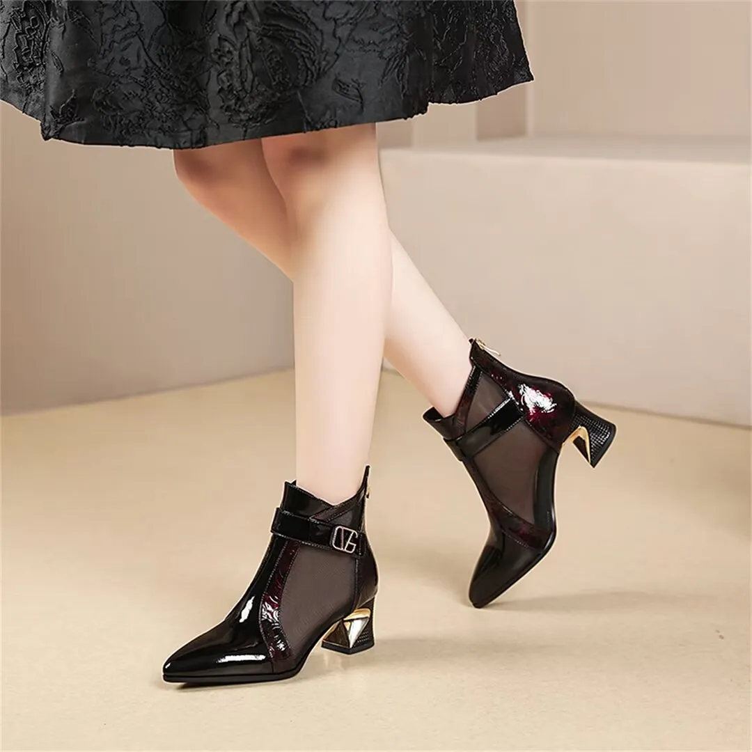 ClassicCharm Zipper Pumps