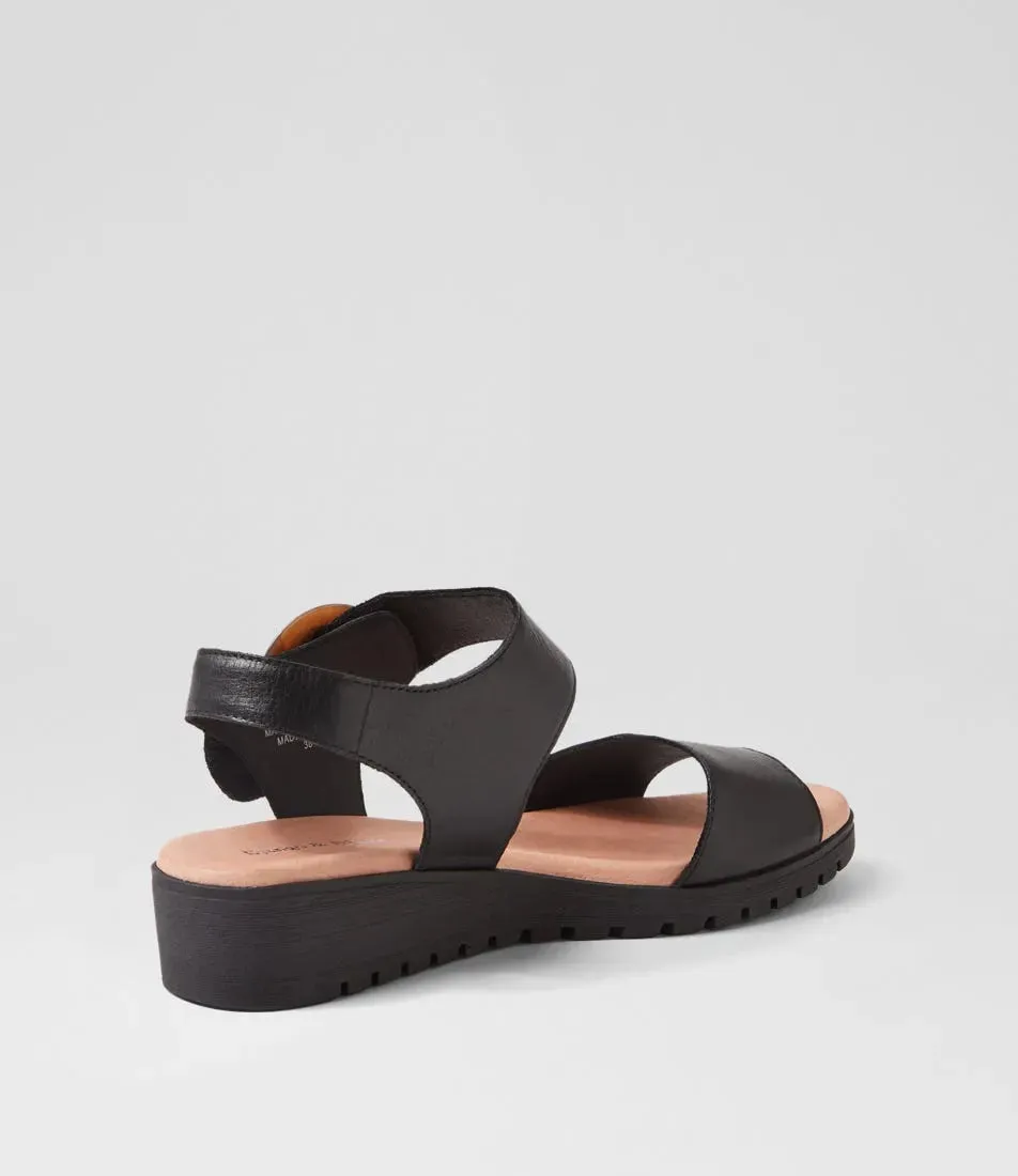 DJANGO AND JULIETTE MANESSAY LEATHER SANDALS