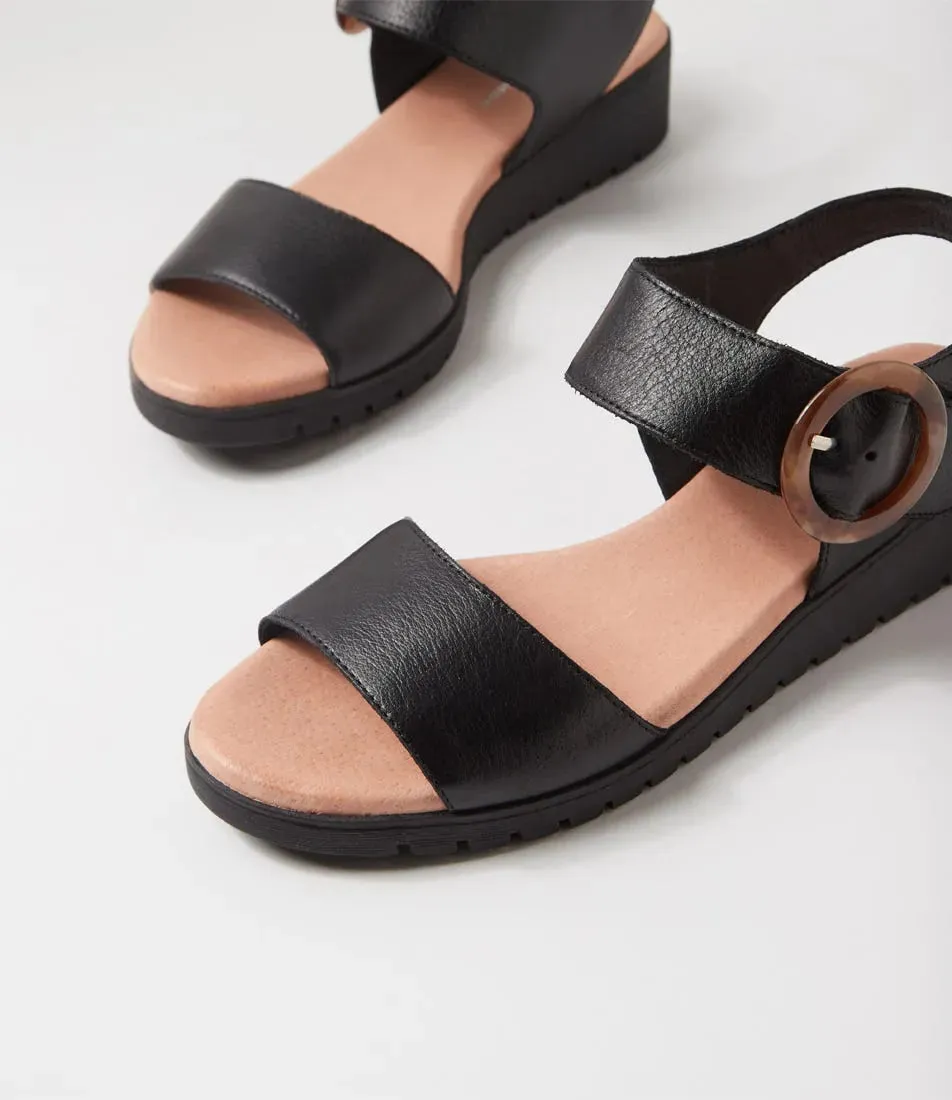 DJANGO AND JULIETTE MANESSAY LEATHER SANDALS