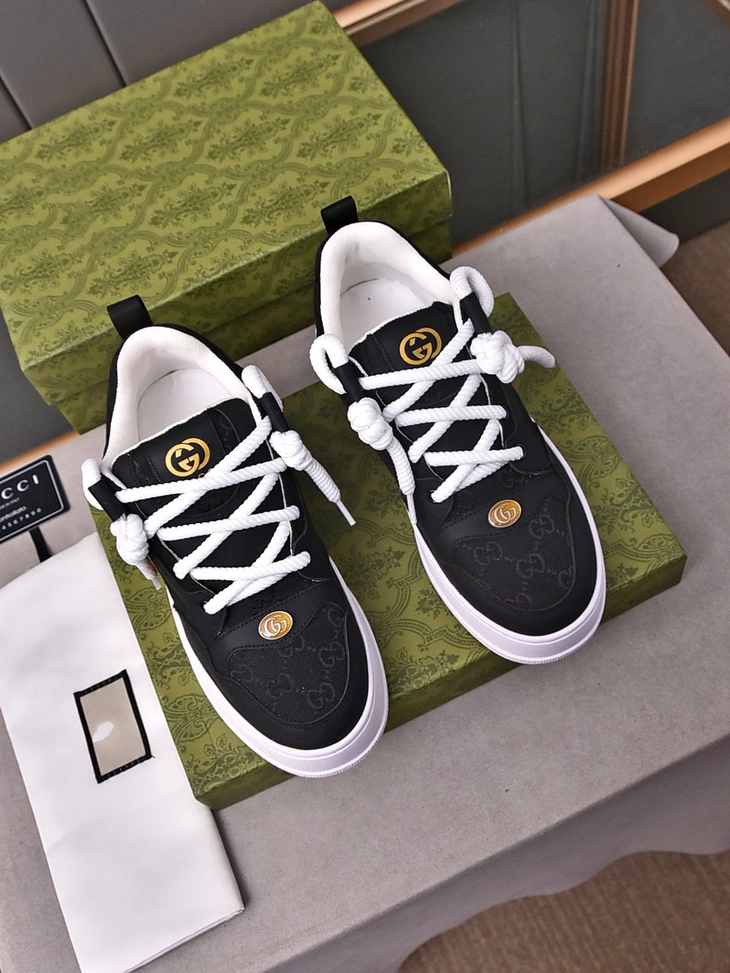 GG SCREENER LEATHER TRAINERS