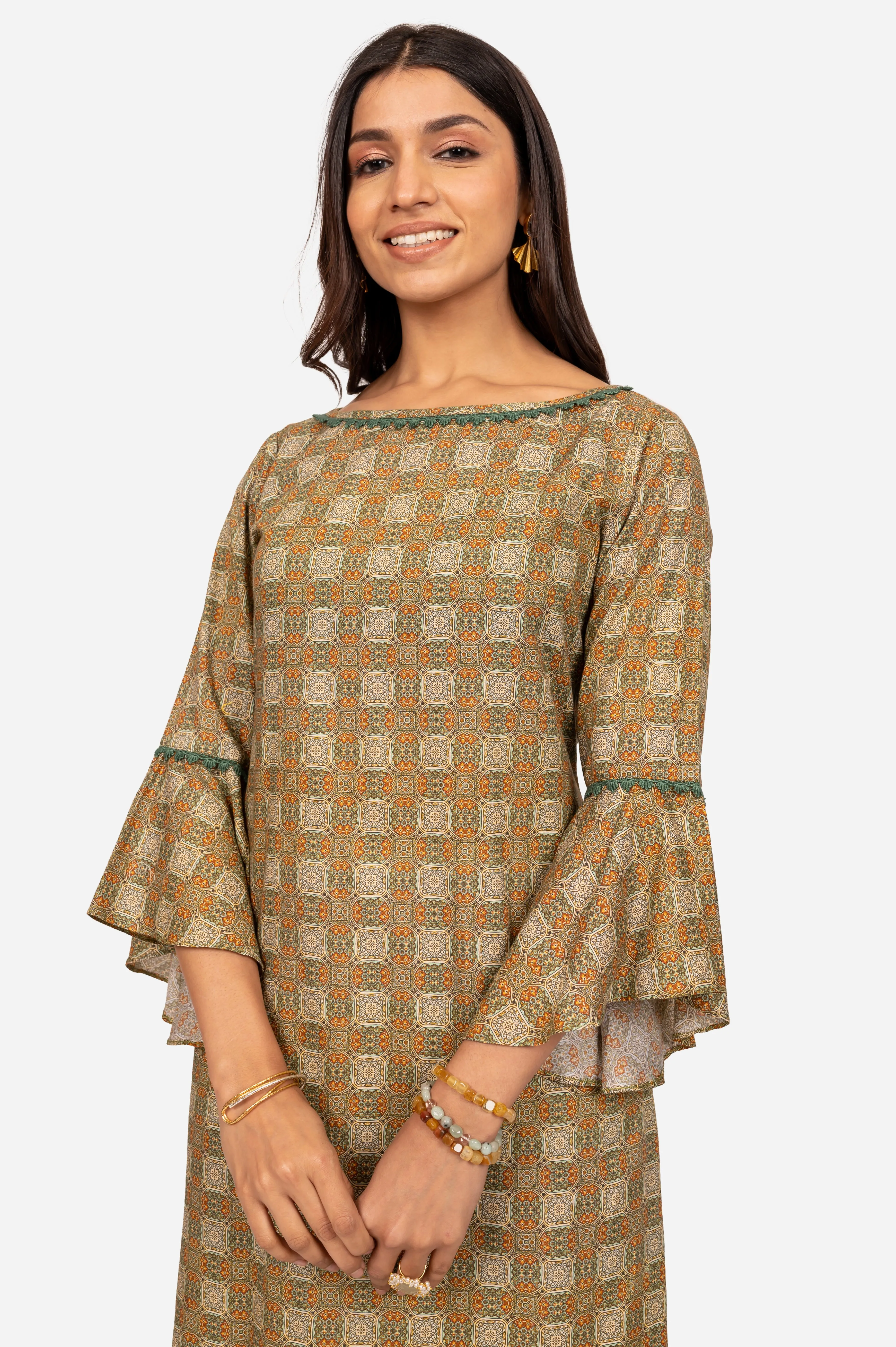 Green-Colored 3/4 Sleeves Cotton Kurta