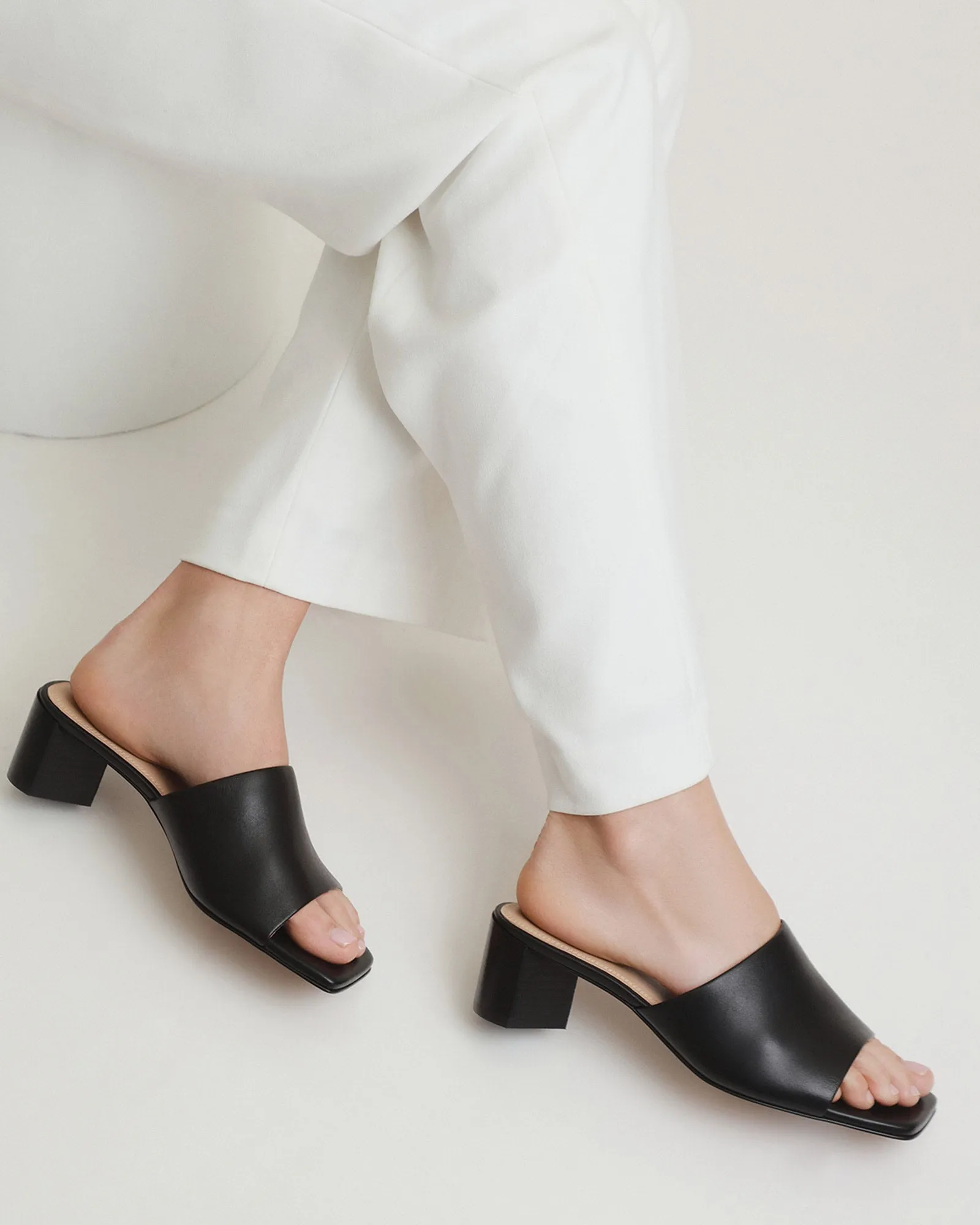 HERBIE MID HEEL SANDALS BLACK LEATHER