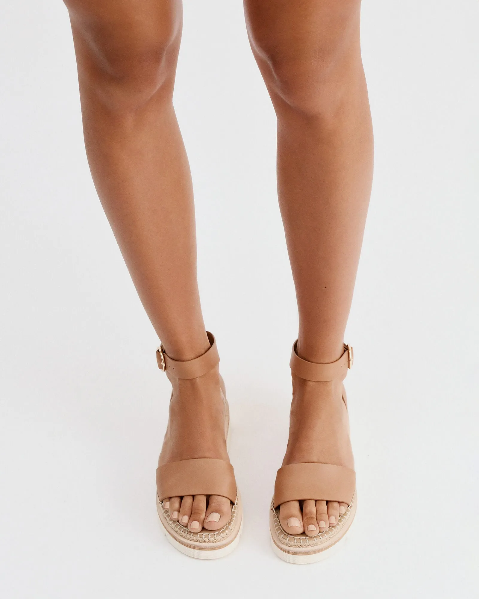 IVY FLAT SANDALS TAN LEATHER