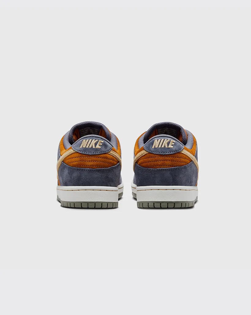 Nike SB Dunk Low Pro 'Light Carbon Monarch' Shoe