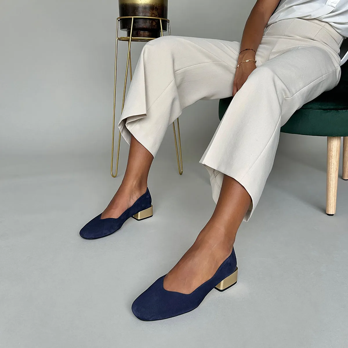 Olivia Wide Fit Pumps – Navy Suede