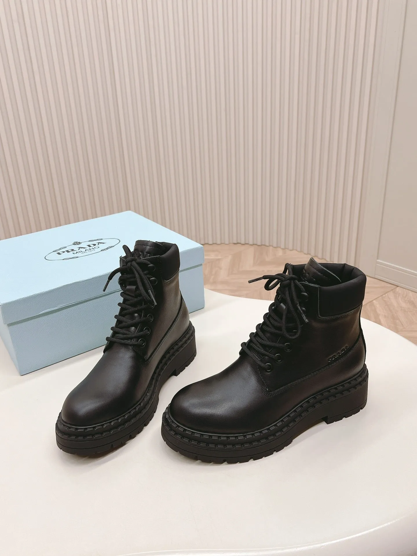 PRA LACE-UP BOOTS BLACK CALFSKIN