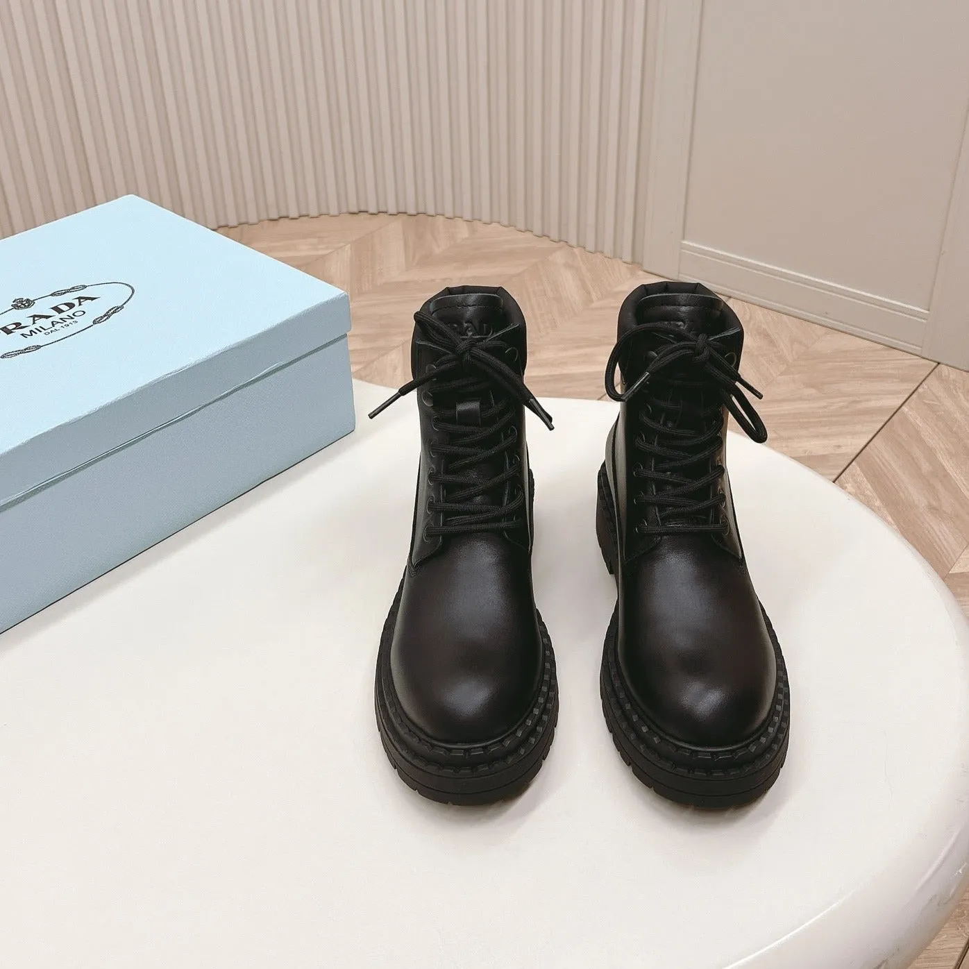 PRA LACE-UP BOOTS BLACK CALFSKIN