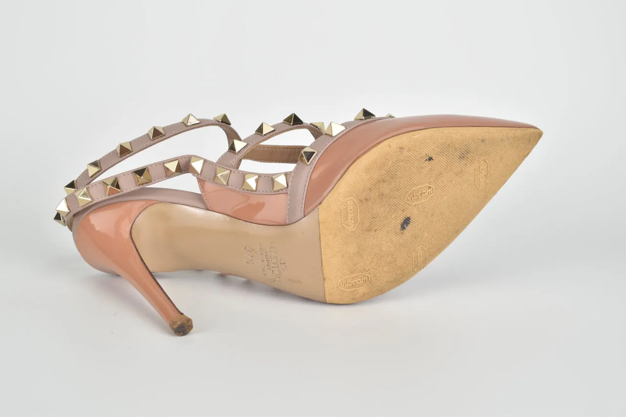 Rockstud Nude Patent Pumps