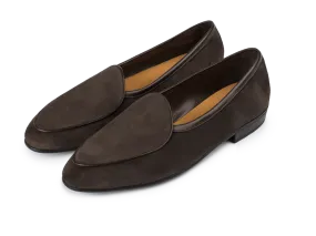 Sagan Classic Loafers in Lusitanias Dark Brown Asteria Suede with Rubber Sole