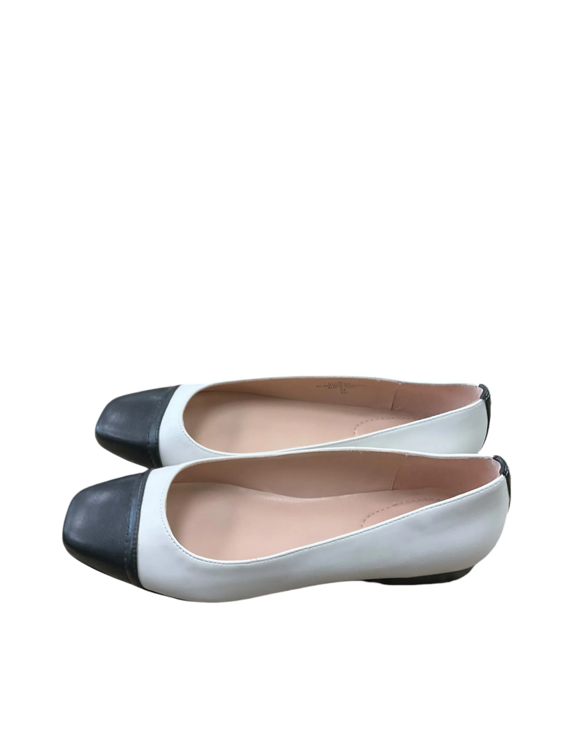 Shoes Flats By Bandolino In White, Size: 9