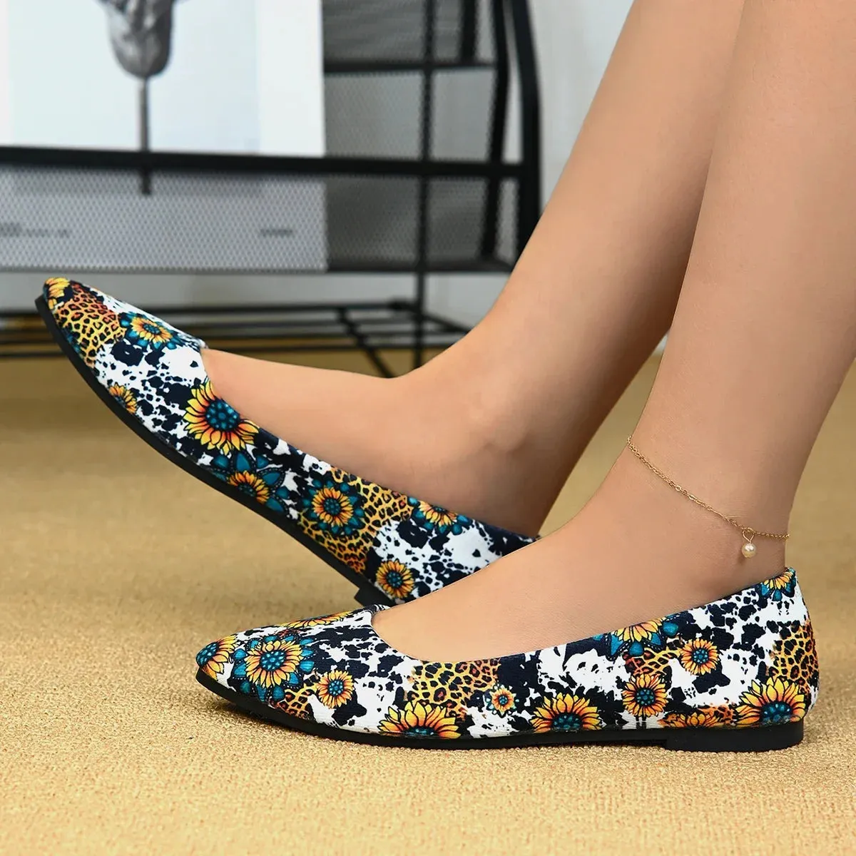 Women Pointed Toe Flat Comfortable Casual Pumps