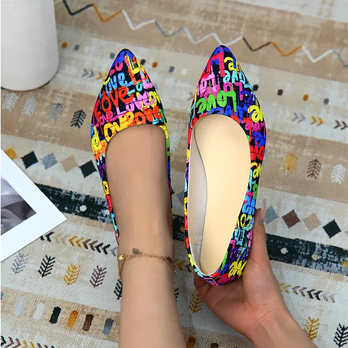 Women Pointed Toe Flat Comfortable Casual Pumps